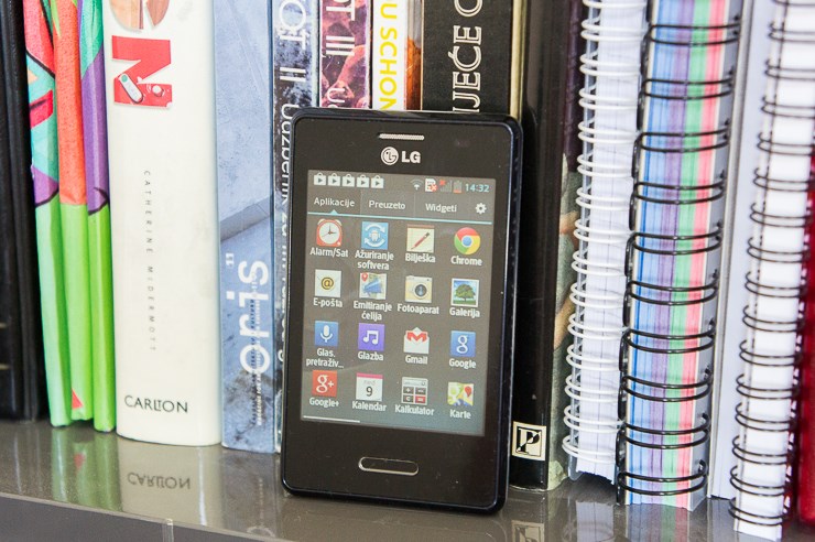 LG Optimus L3 II (17).jpg